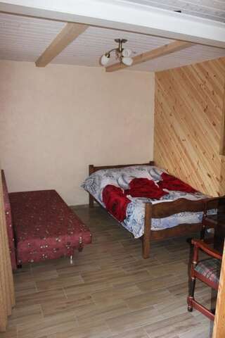 Гостевой дом Vilkdvaris Плунге Двухместный номер с 2 отдельными кроватями и общей ванной комнатой-3